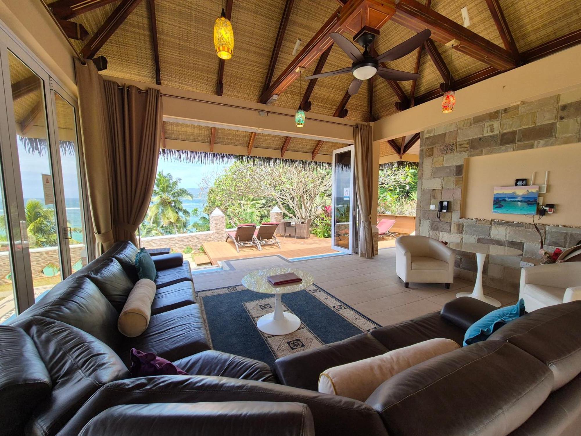 Au Fond De Mer View Anse Royale Eksteriør billede