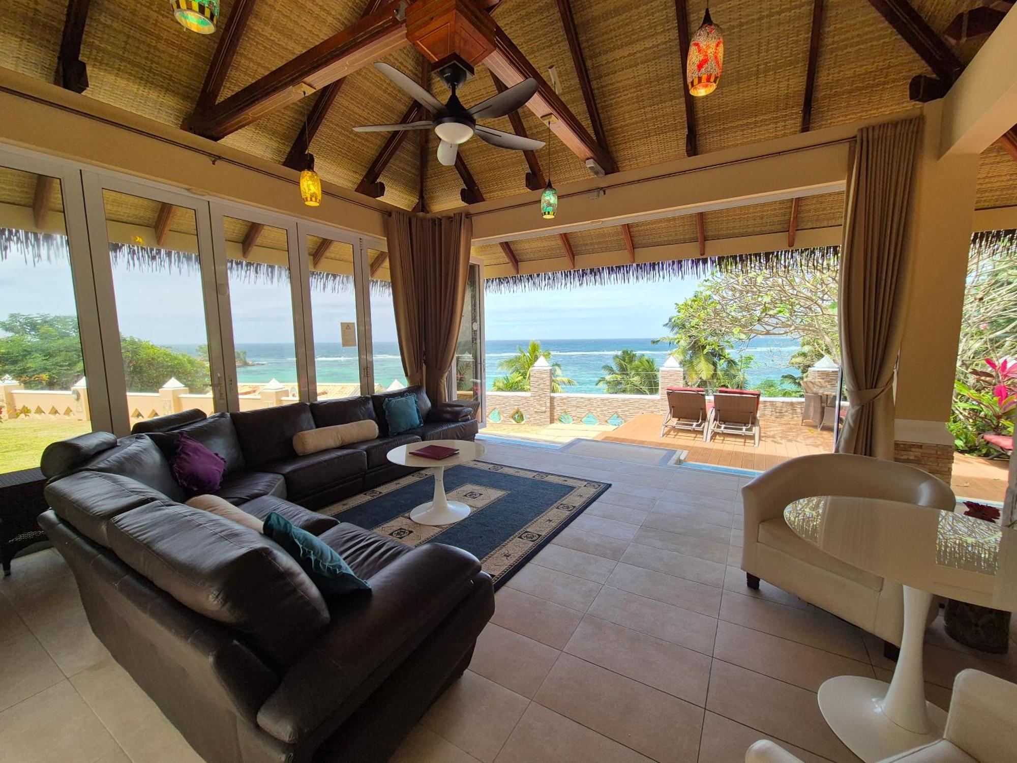 Au Fond De Mer View Anse Royale Eksteriør billede